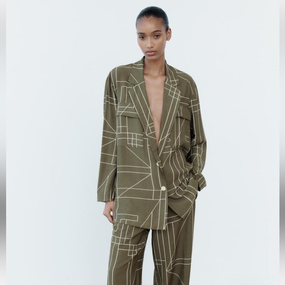 Zara Geometric print blazer